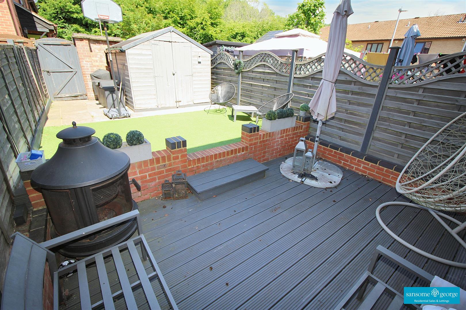 Test Close, Tilehurst, Reading